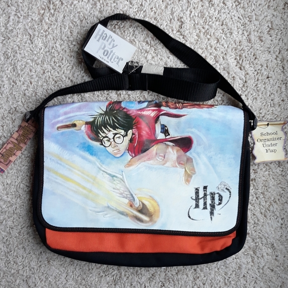 Vintage Handbags - Vintage 2000 Harry Potter Backpack